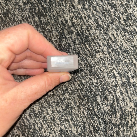 Dolce & Gabbana Light Blue Eau de Toilette MINI Splash Dabber .16 Oz., NWOB - Picture 3 of 3